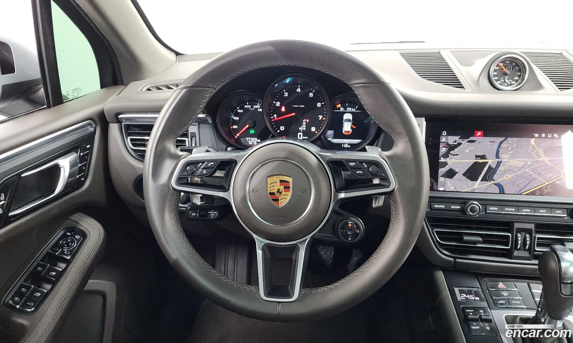 Porsche Macan 2021 — 5