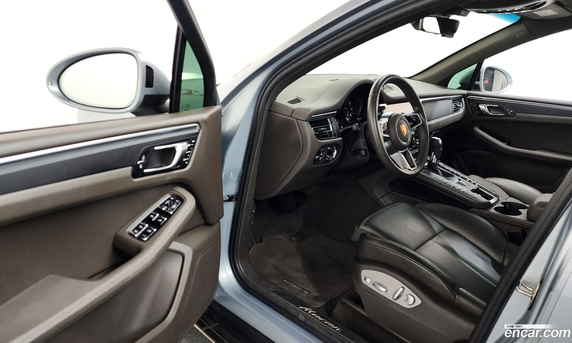 Porsche Macan 2021 — 20