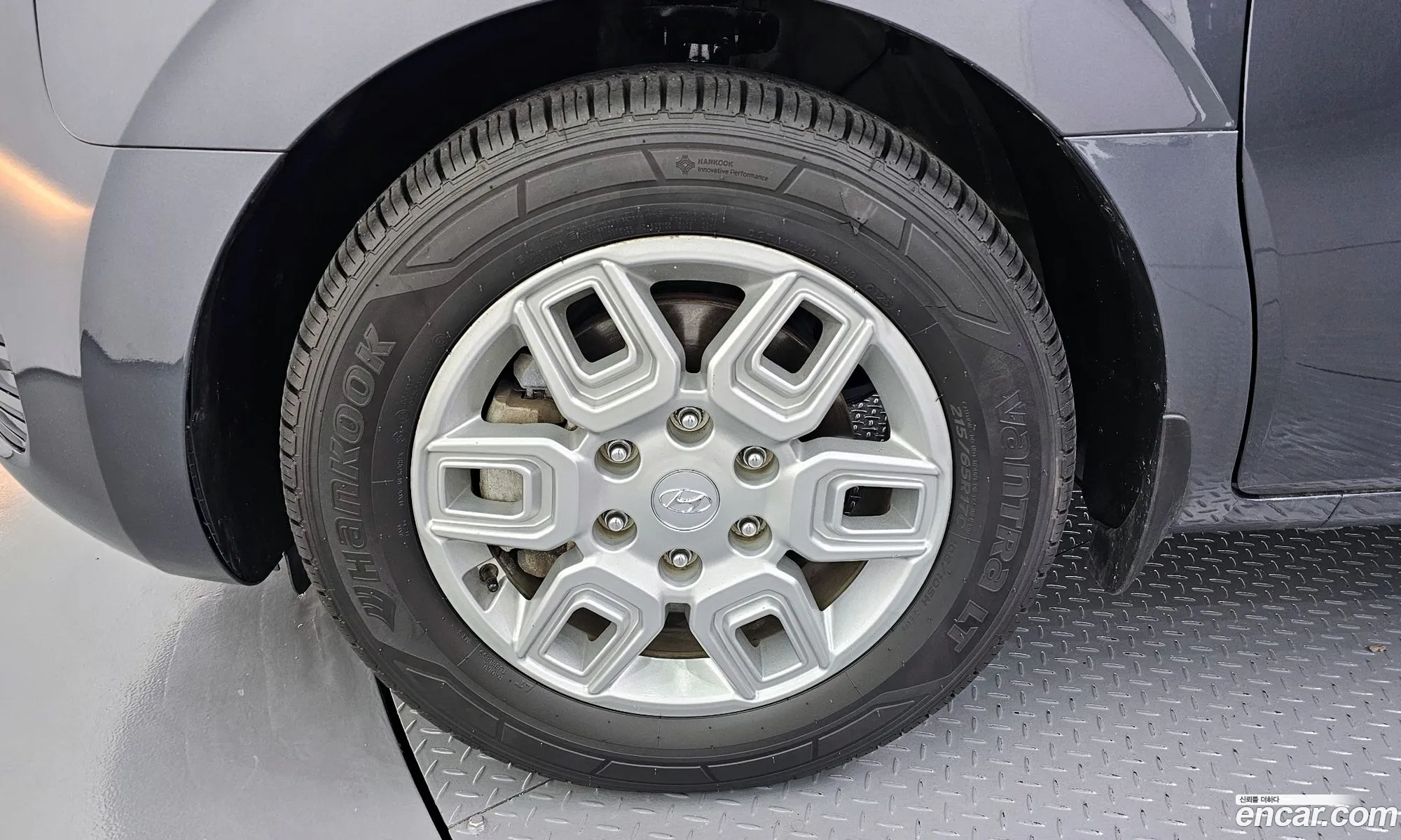 Hyundai Staria 2022 — 5