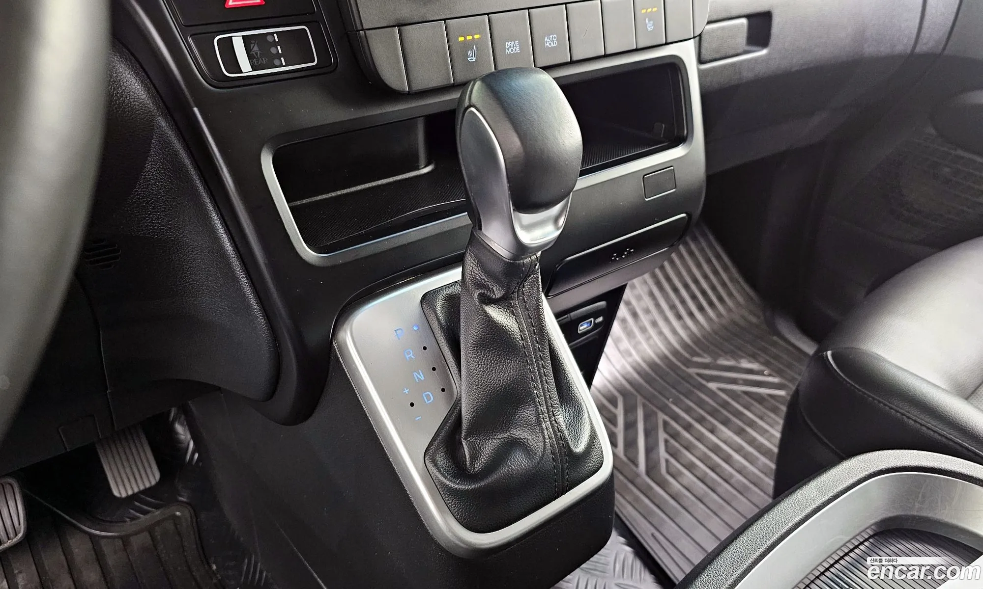 Hyundai Staria 2022 — 9