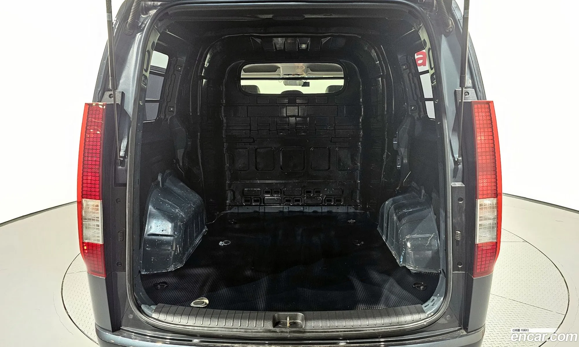 Hyundai Staria 2022 — 6