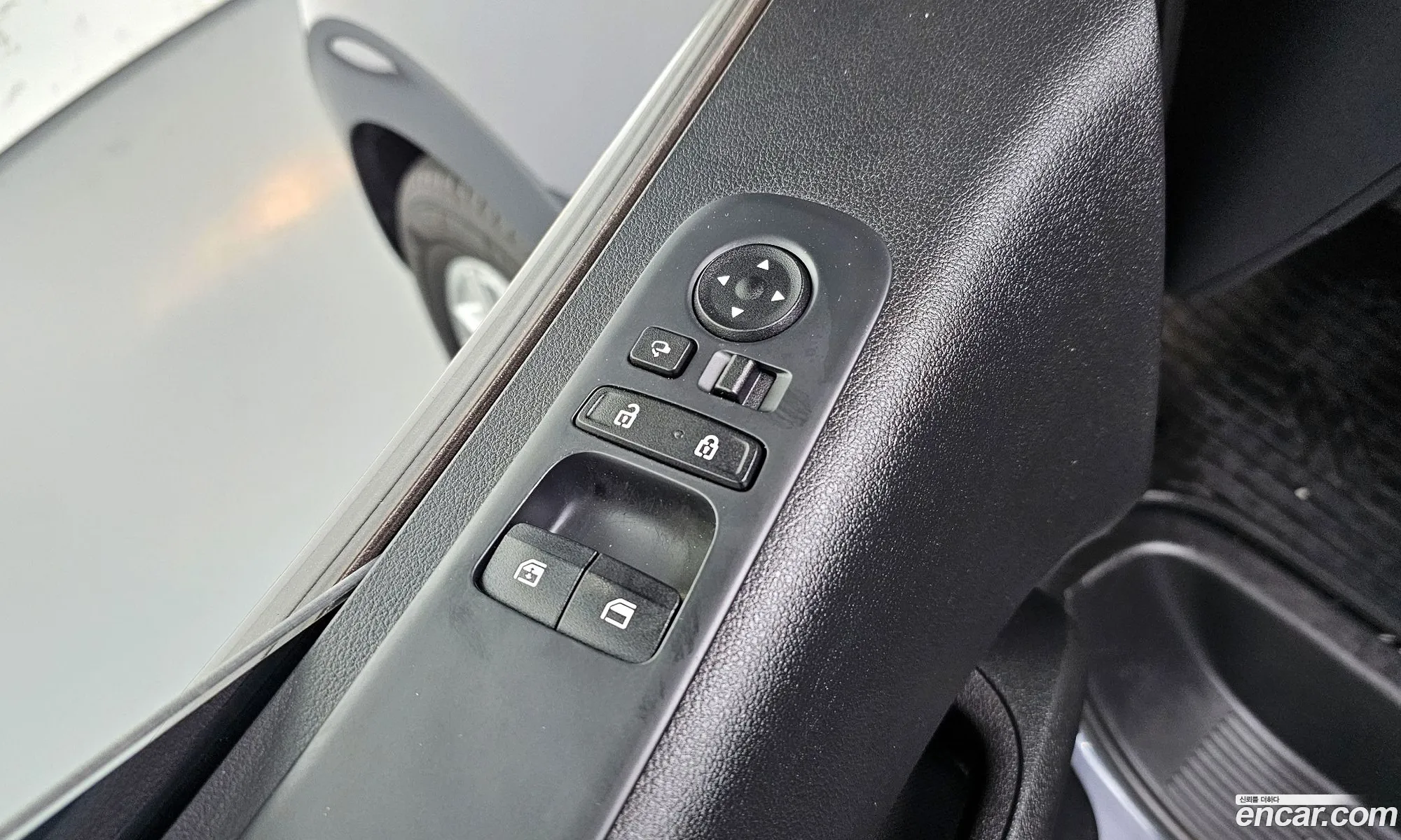 Hyundai Staria 2022 — 3