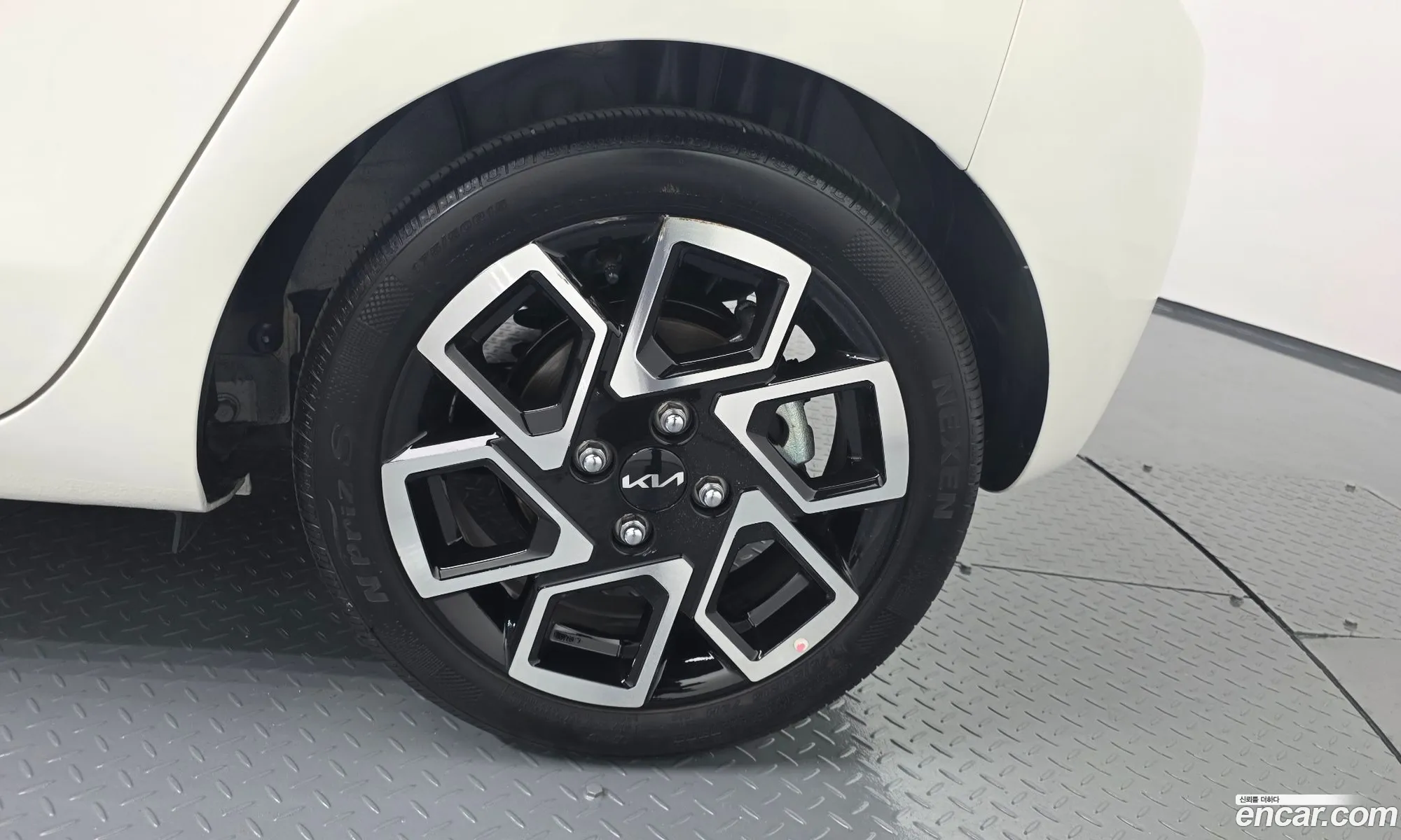 Kia Kia Ray 2025 — 17