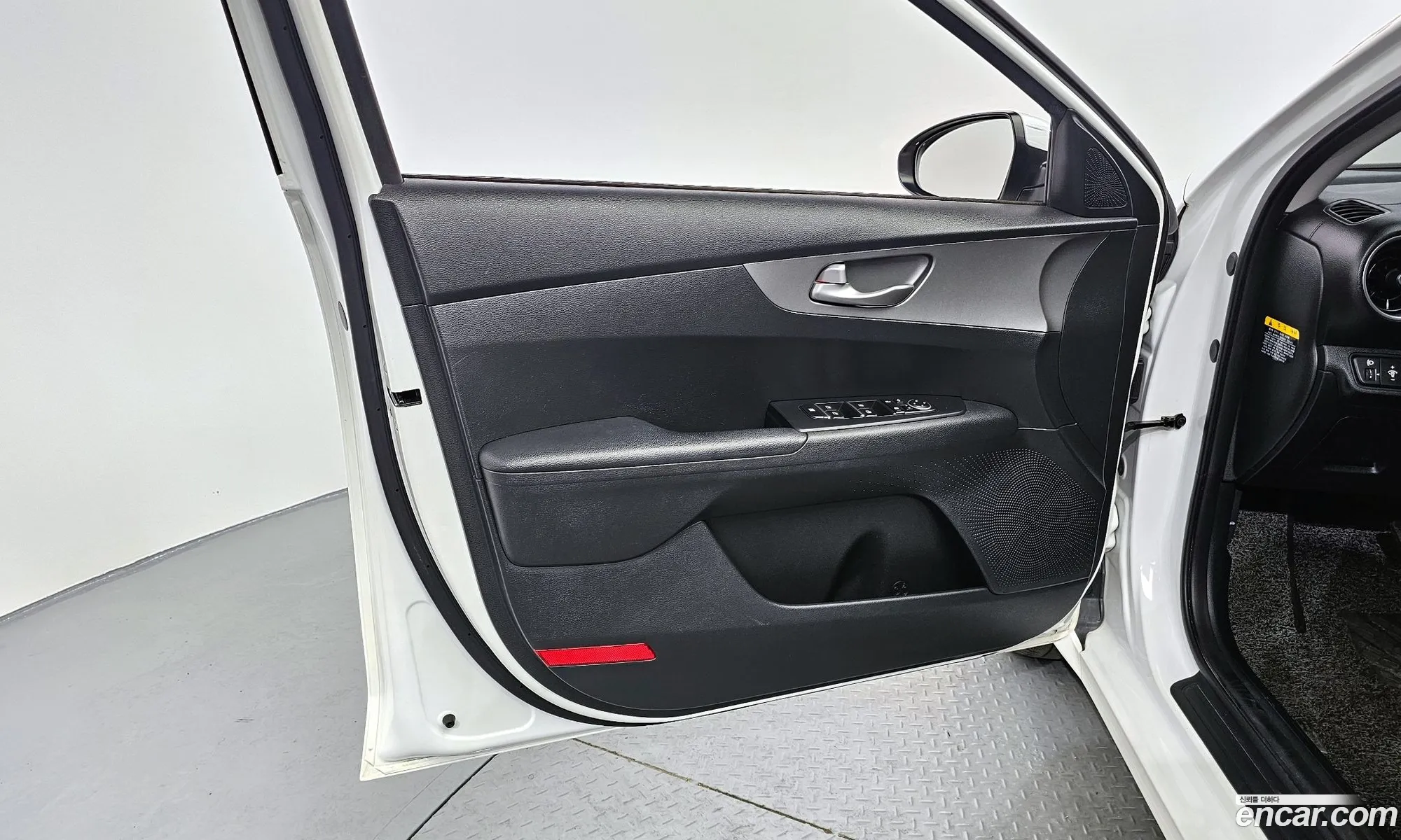 Kia K3 2020 — 5