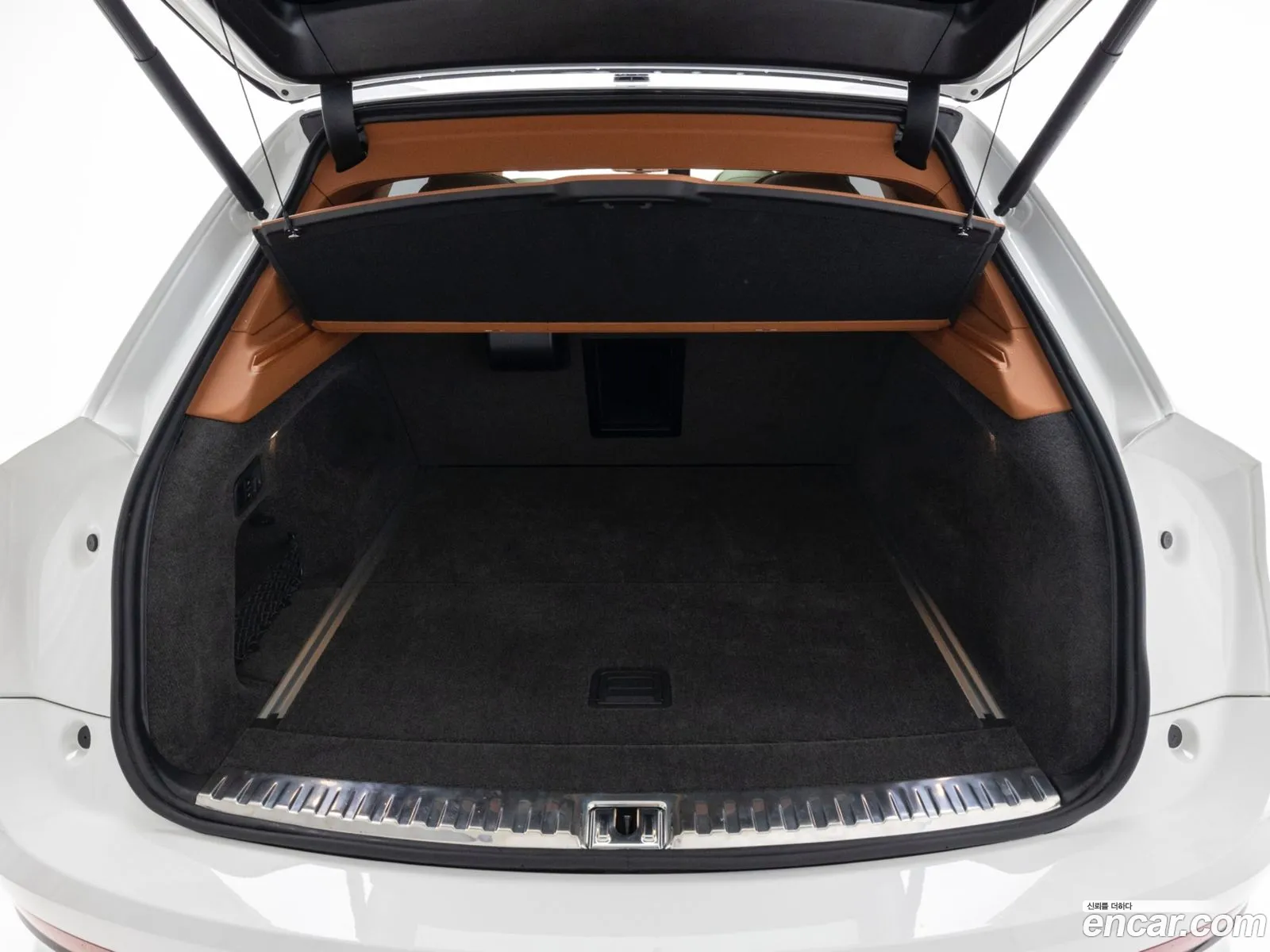 Bentley Bentayga 2024 — 15