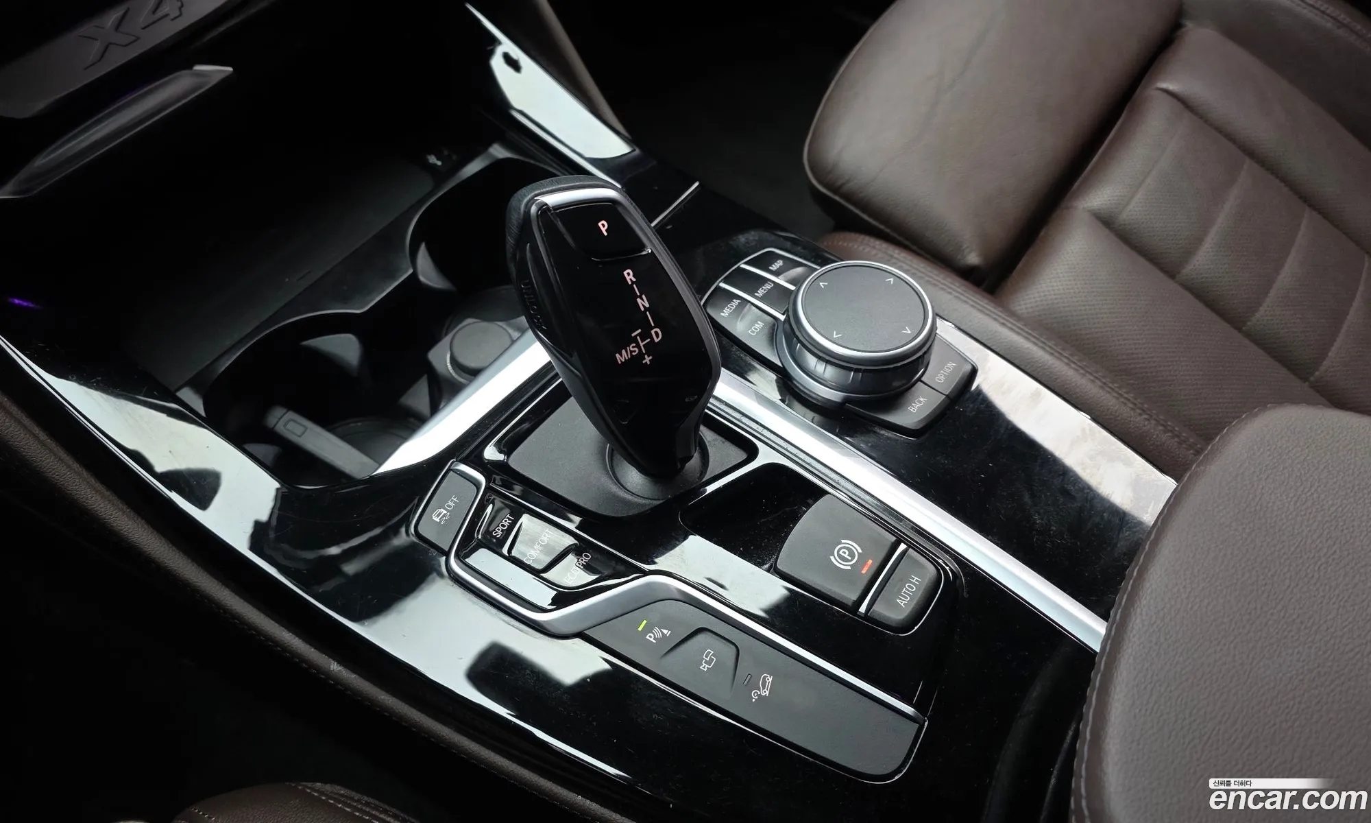 BMW X4 2021 — 2
