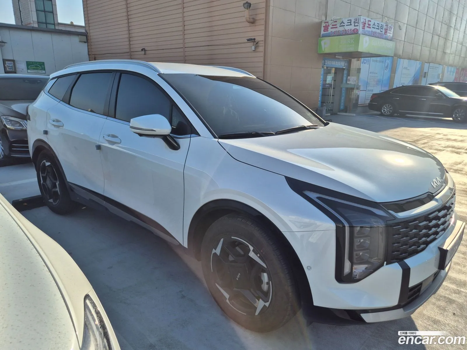 Kia Sportage Hybrid 2025 — 4
