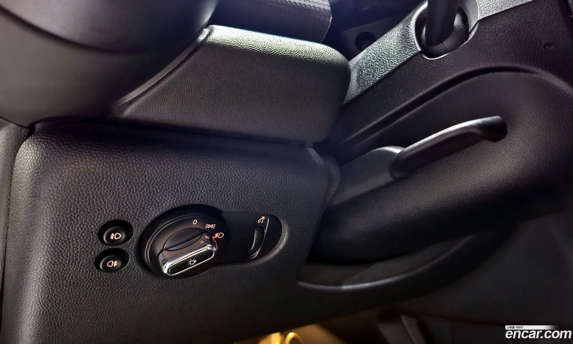 Mini Cooper 2018 WMWXP5102K2H39707 — 24