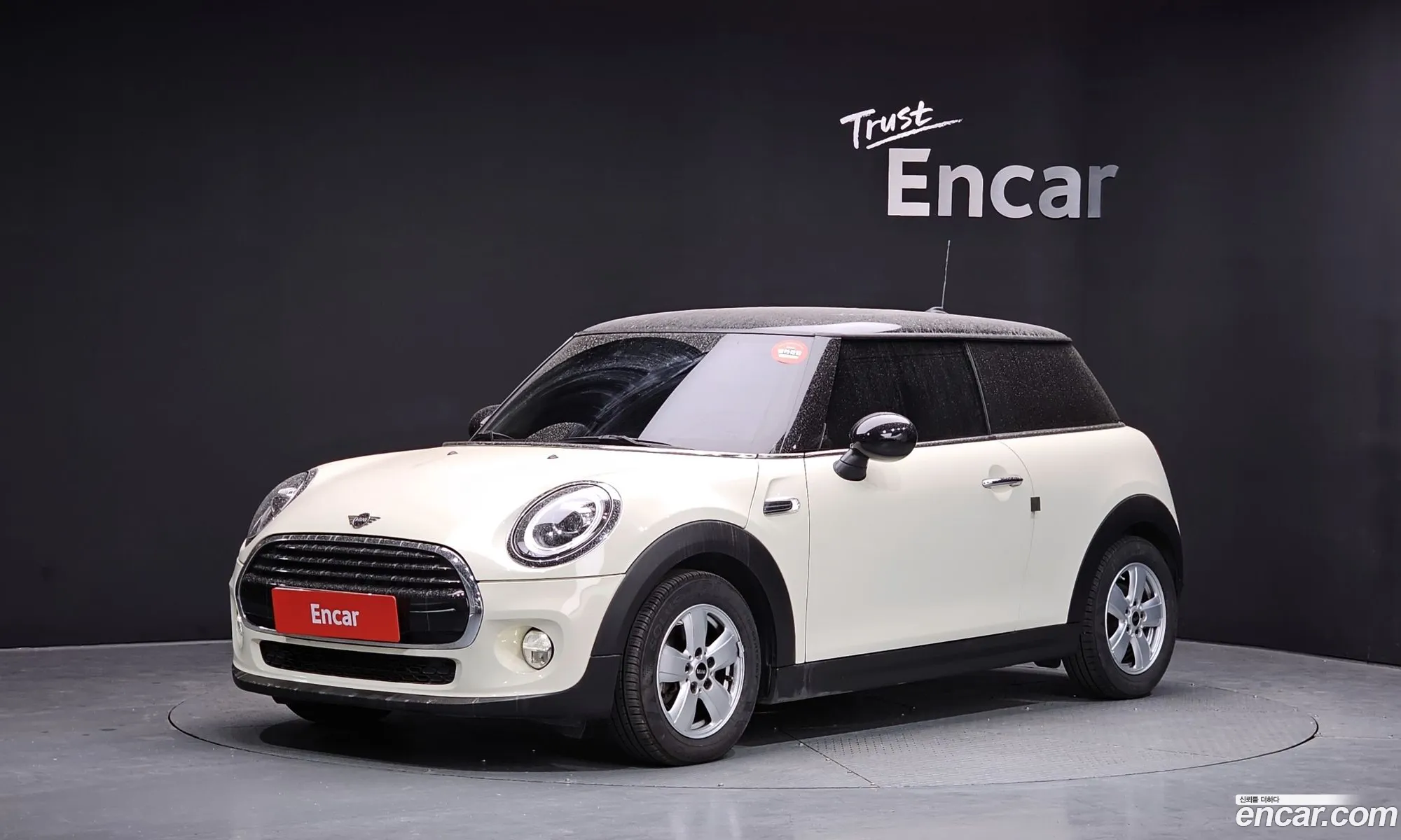 Mini Cooper 2018 WMWXP5102K2H39707 — 2