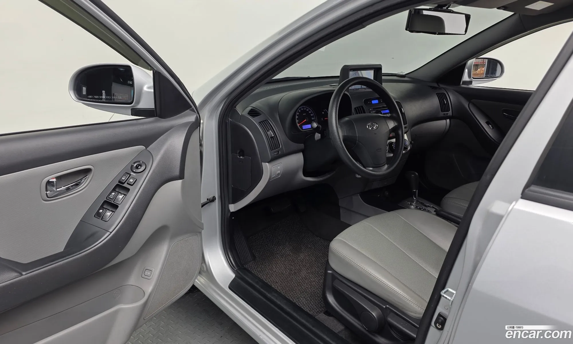 Hyundai Elantra HD