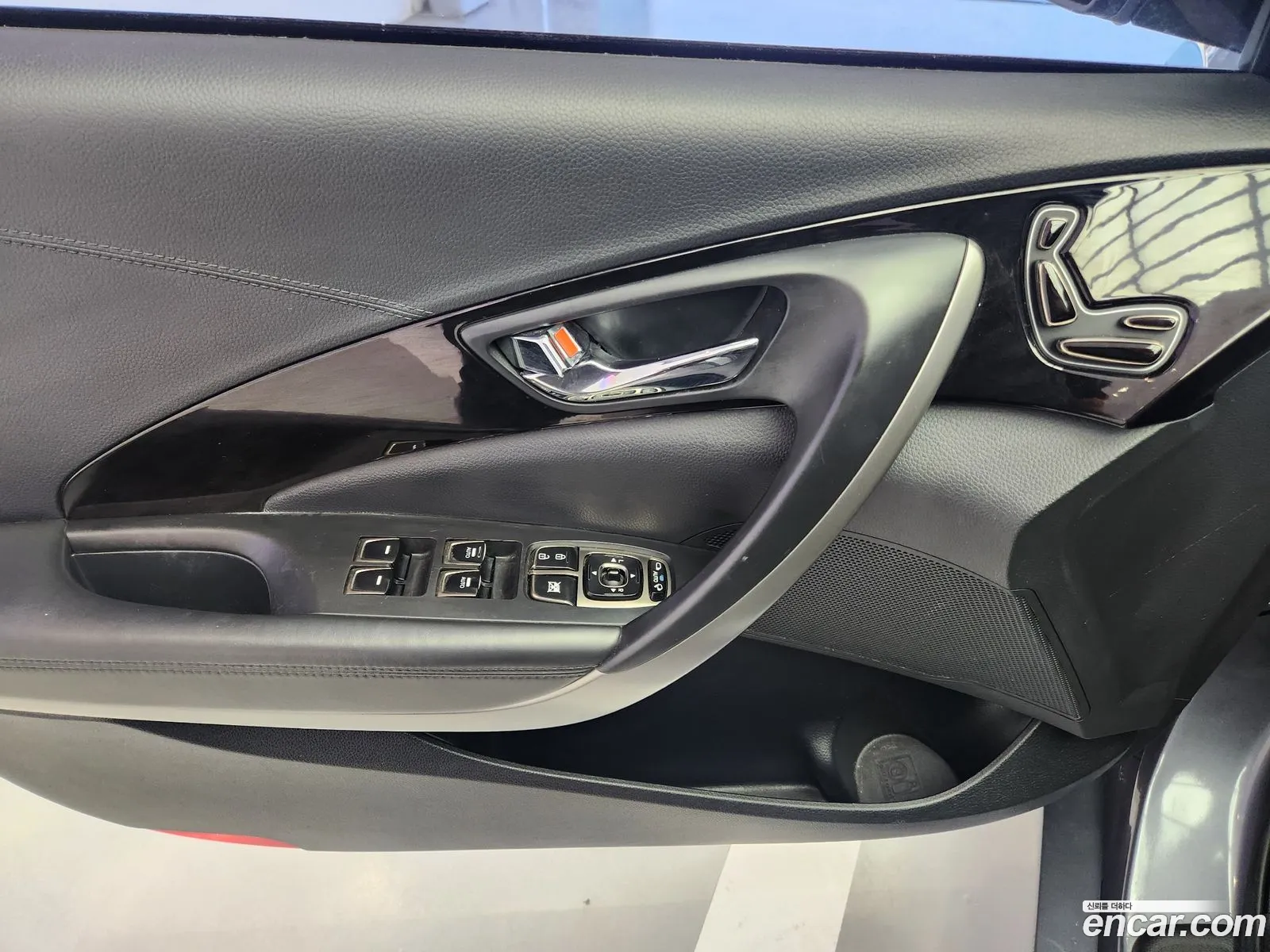 Hyundai Grandeur HG 2012 — 11