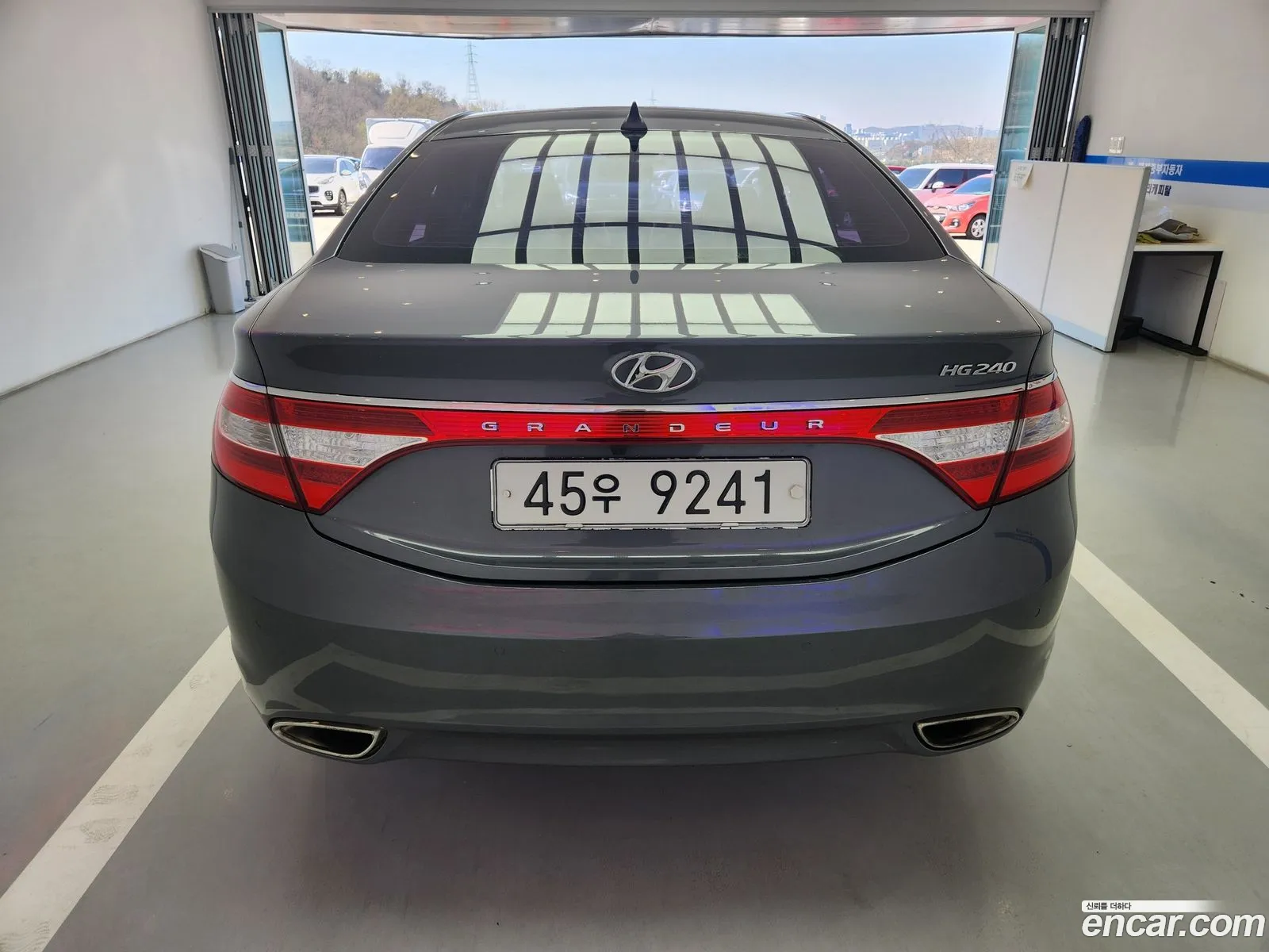Hyundai Grandeur HG 2012 — 20