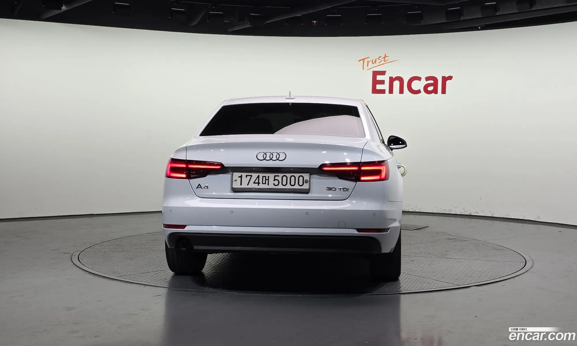 Audi A4 2018 WAUZZZF42JA176312 — 19