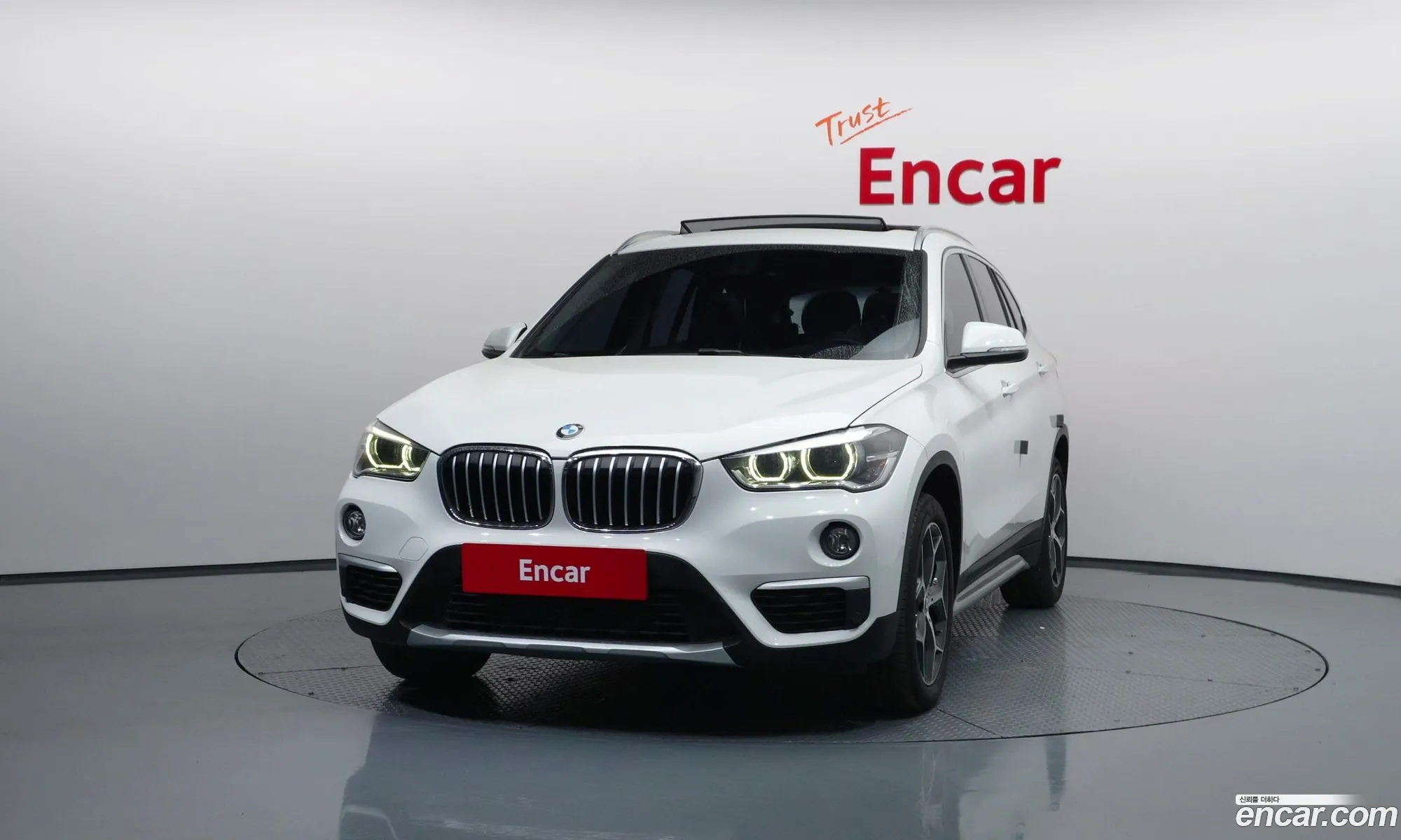 BMW X1 2018 WBAJJ1107JEF65100 — 15