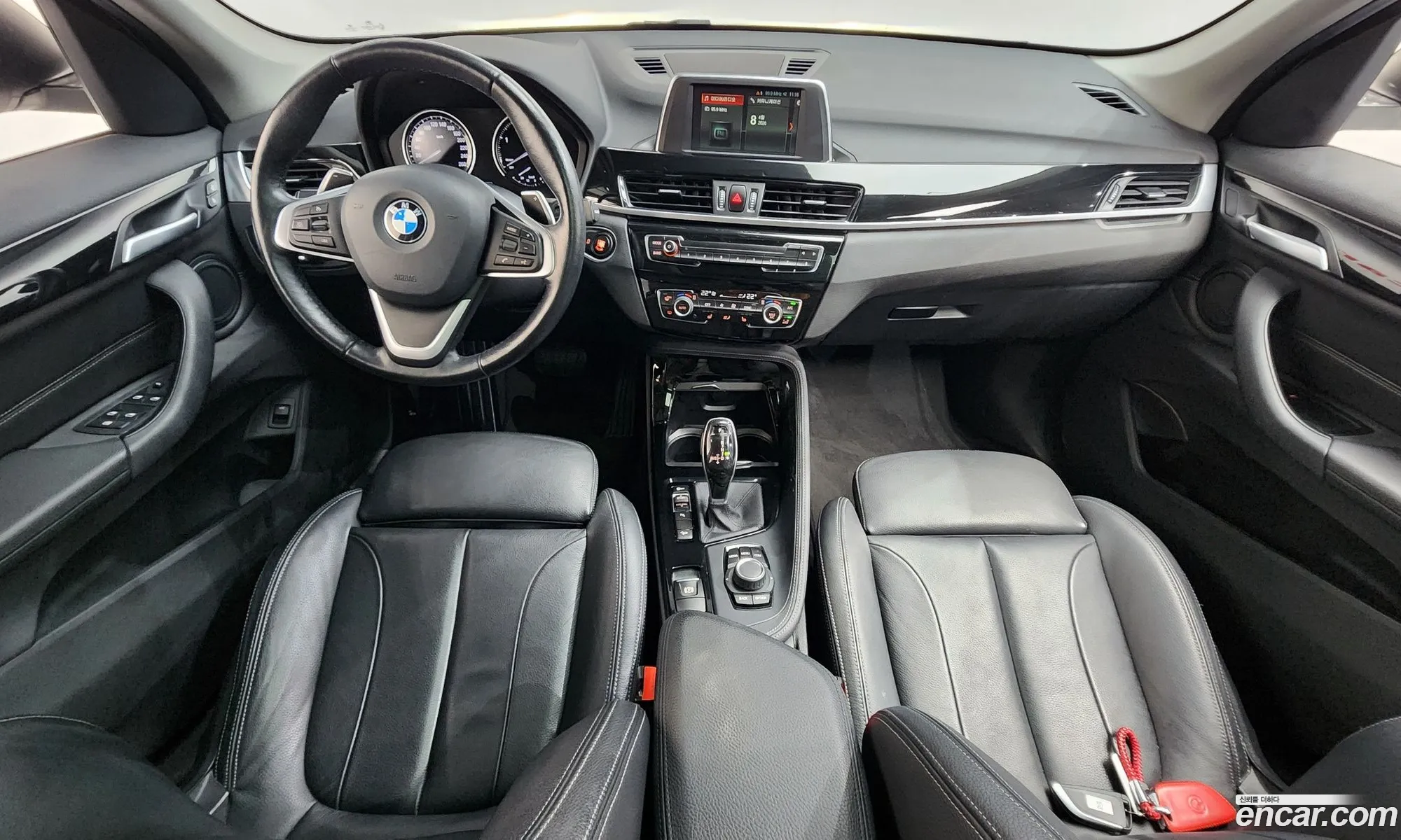 BMW X1 2018 WBAJJ1107JEF65100 — 14
