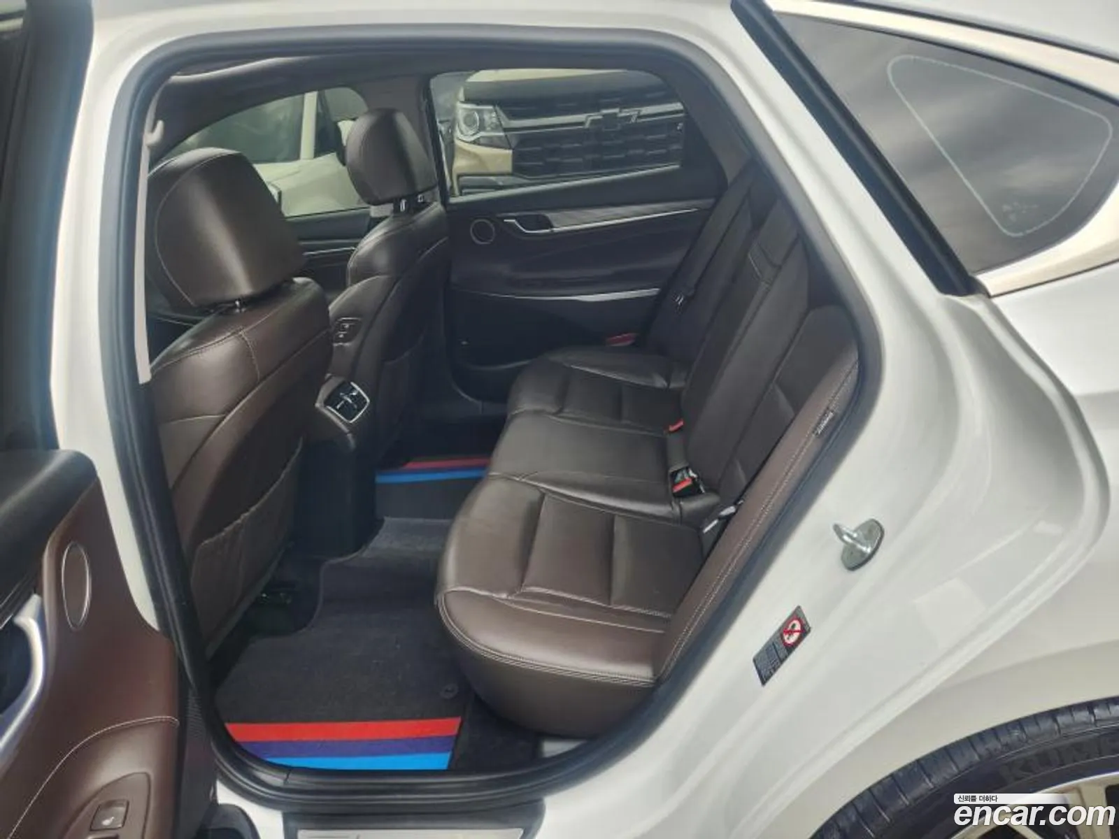 Hyundai Grandeur IG 2018 — 17
