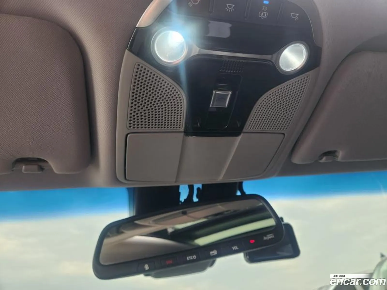 Hyundai Grandeur IG 2018 — 11
