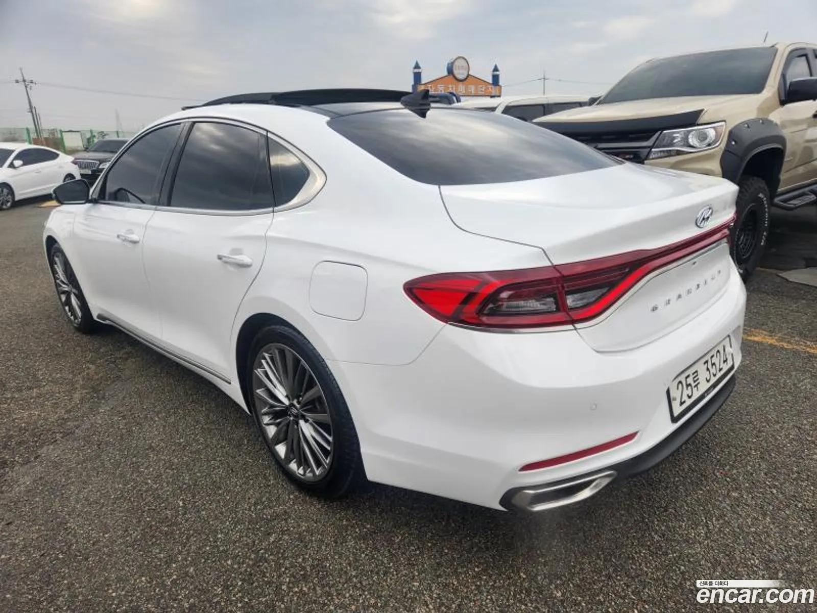 Hyundai Grandeur IG 2018 — 14