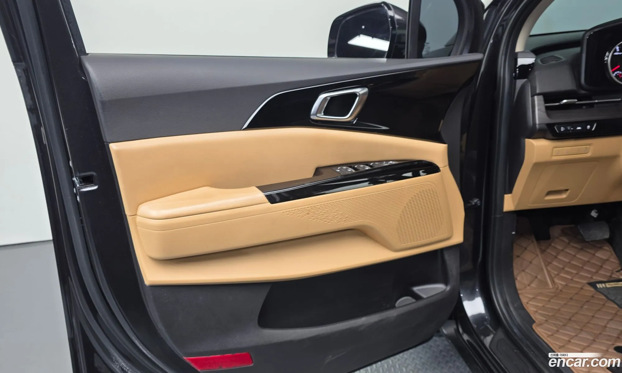 Kia Carnival 2022 — 6