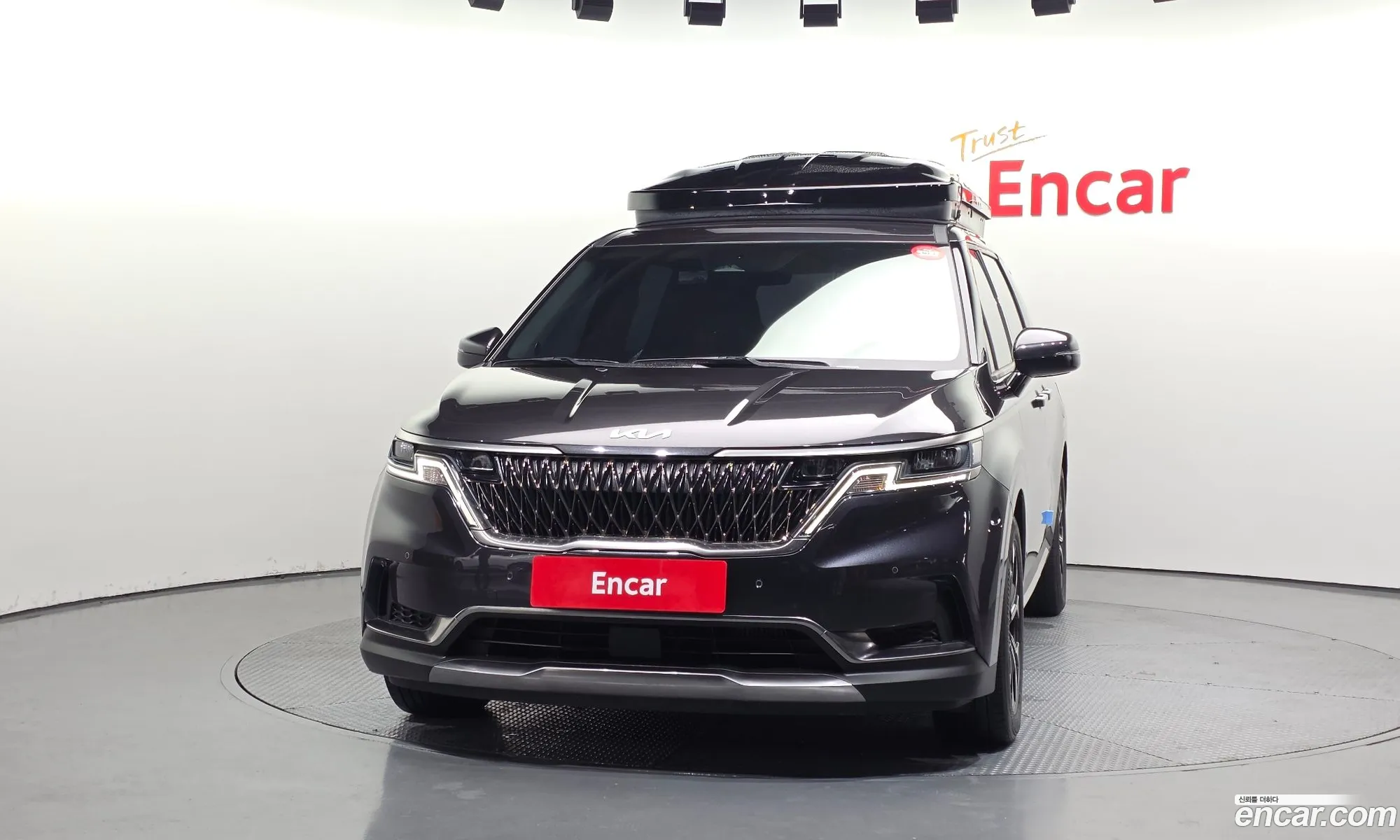 Kia Carnival 2022 — 7