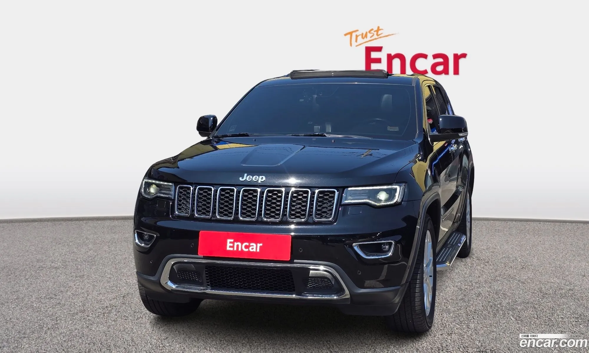 Jeep Grand Cherokee 2017 1C4RJFBG6HC656800 — 4
