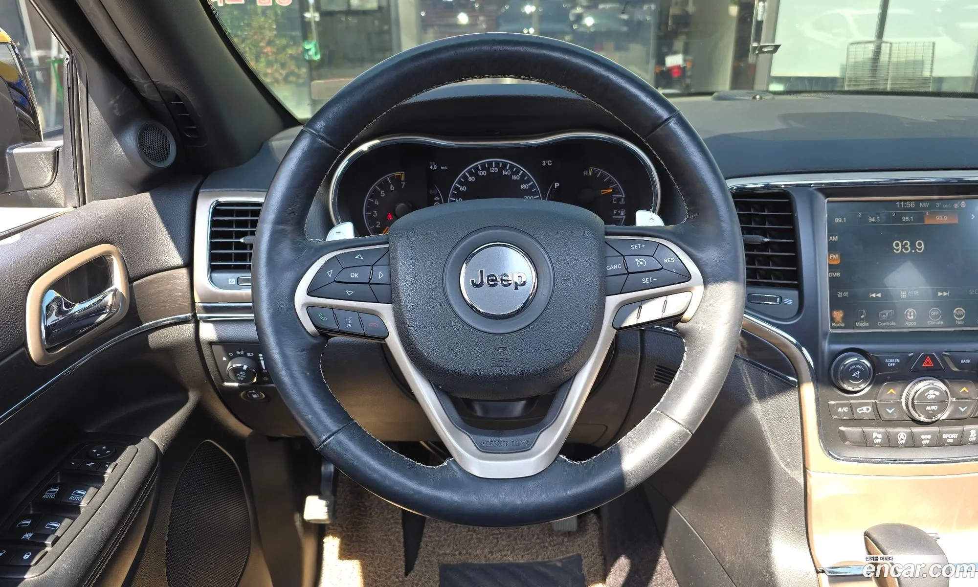 Jeep Grand Cherokee 2017 1C4RJFBG6HC656800 — 15