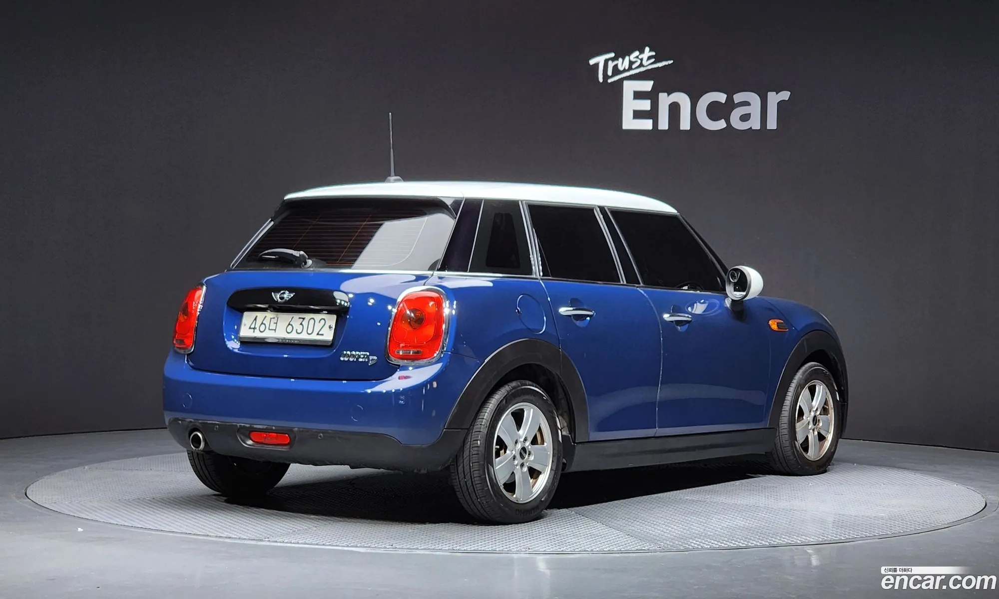 Mini Cooper D 2017 — 19
