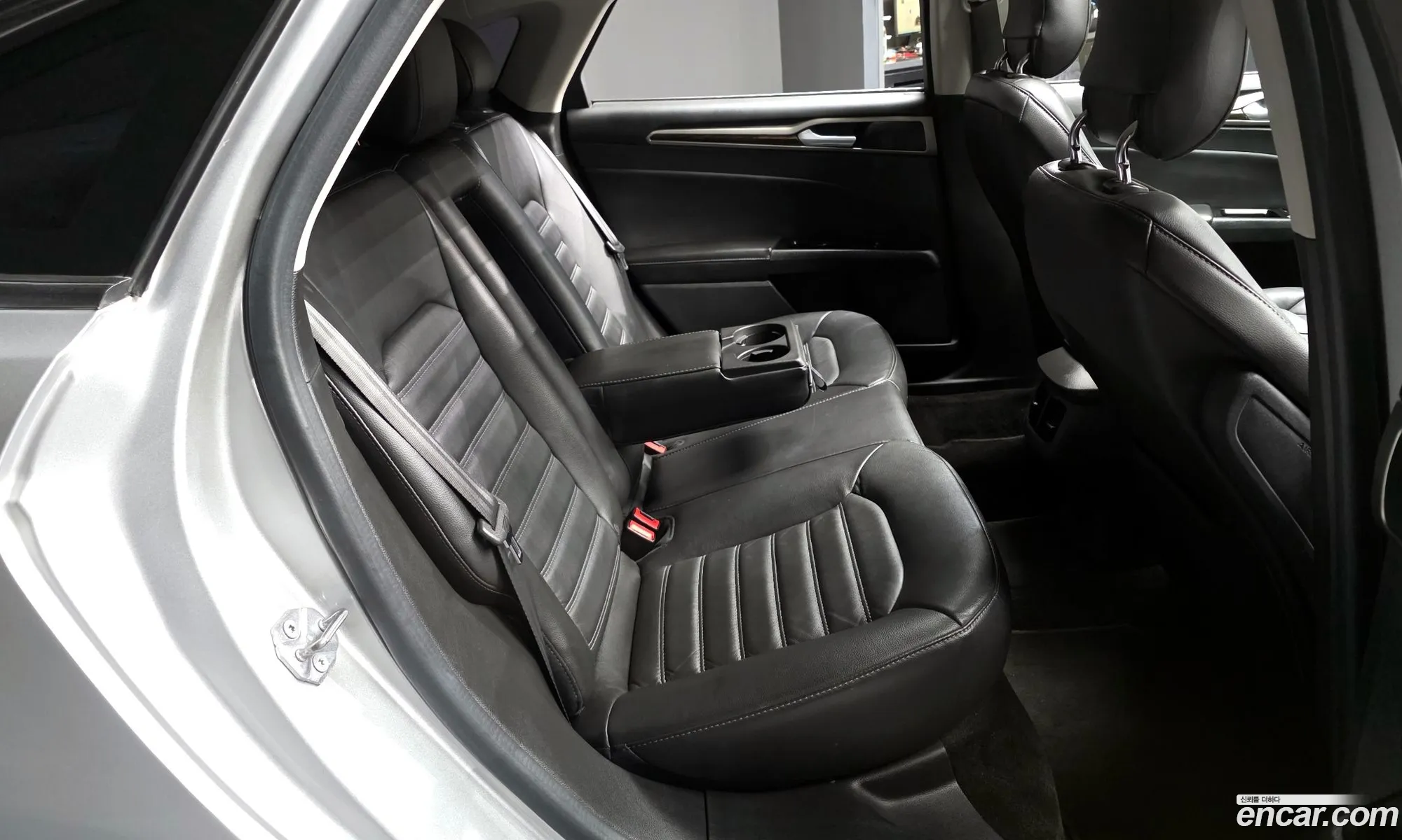Ford Fusion 2014 — 18