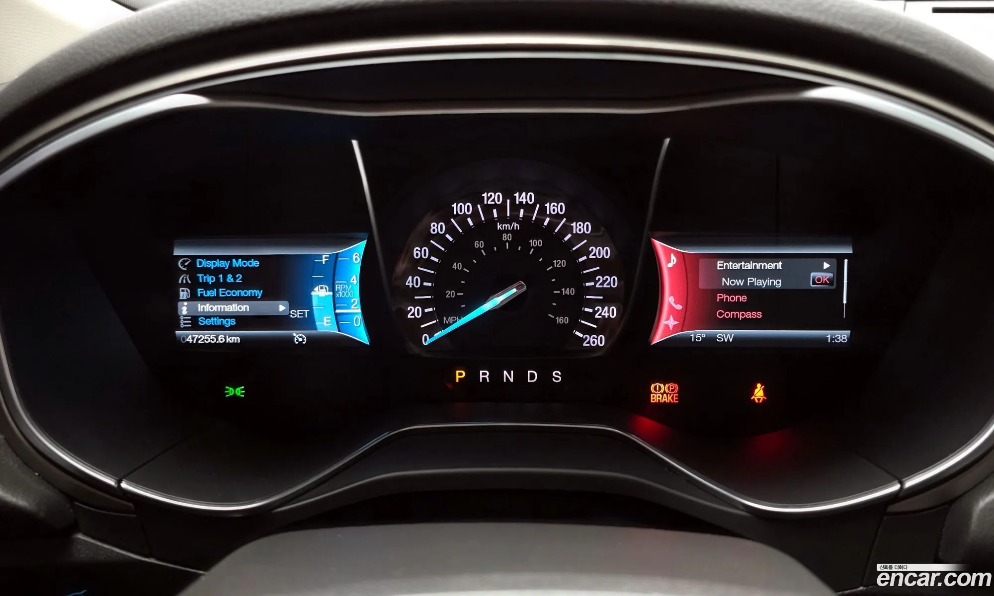 Ford Fusion 2014 — 11
