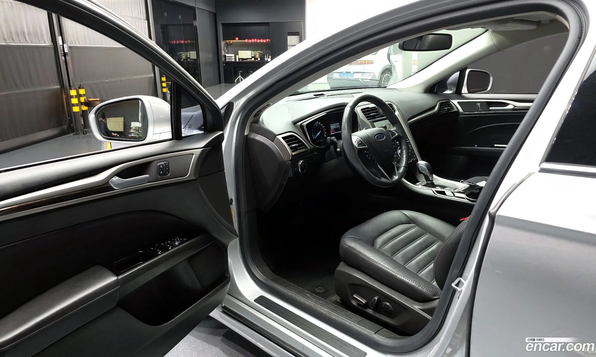 Ford Fusion 2014 — 16