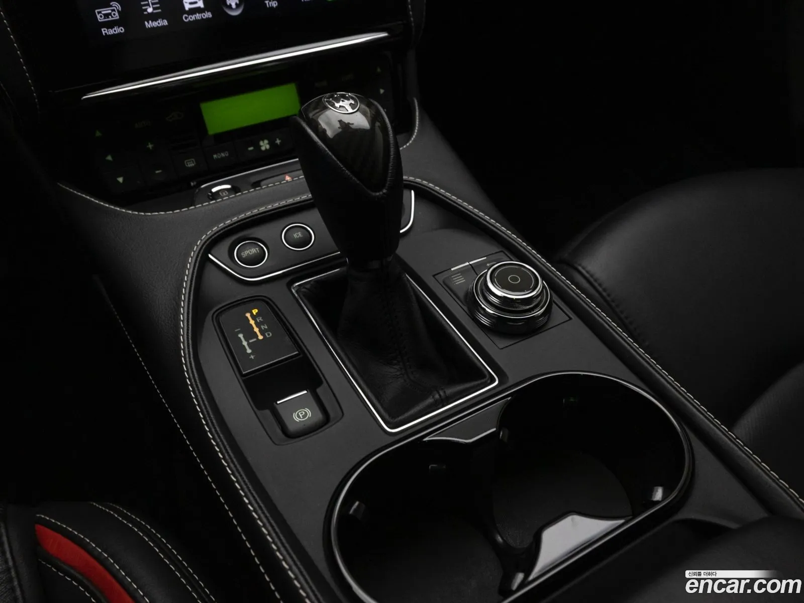 Maserati GranTurismo 2019 — 11