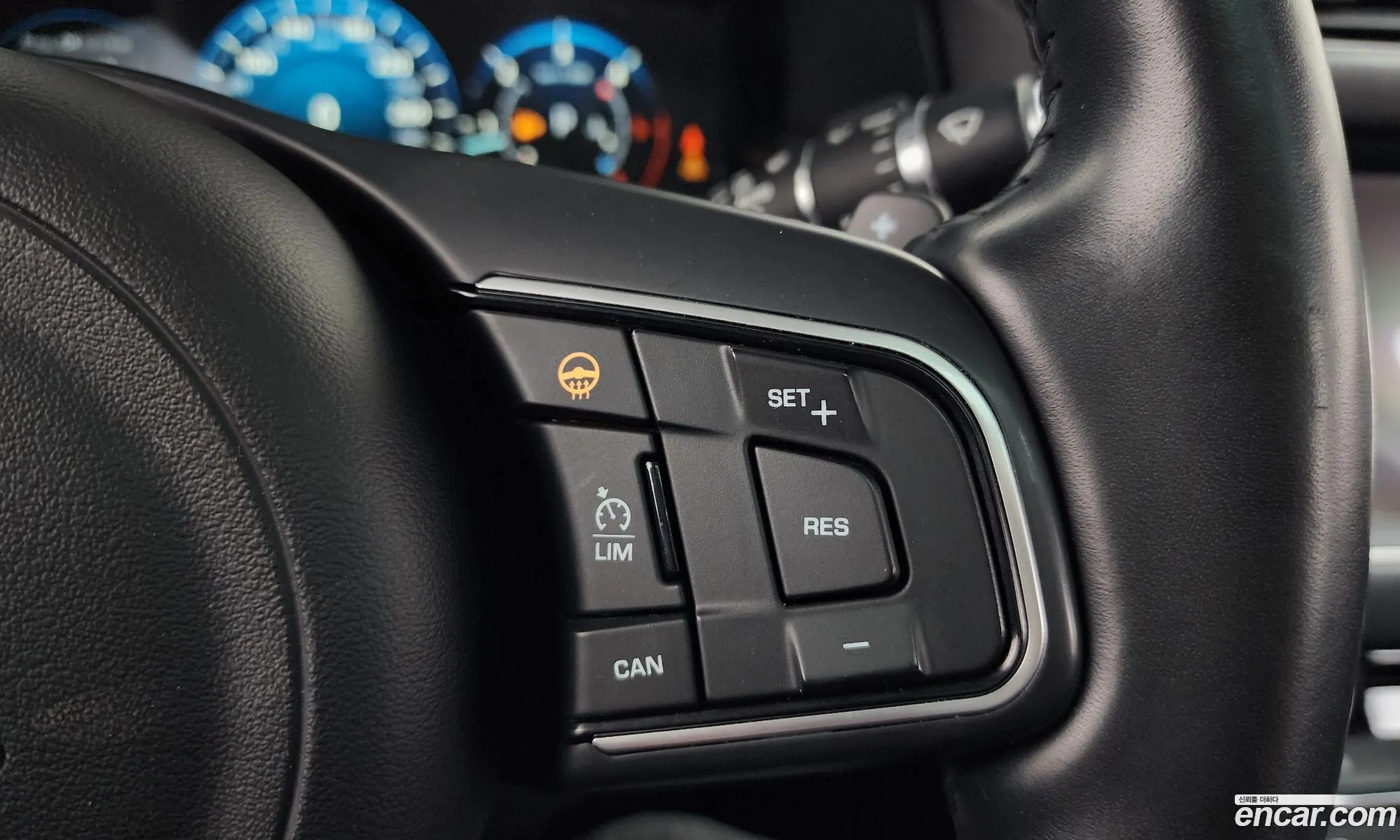 Jaguar XF 2017 SAJBB4BN0HCY36633 — 8