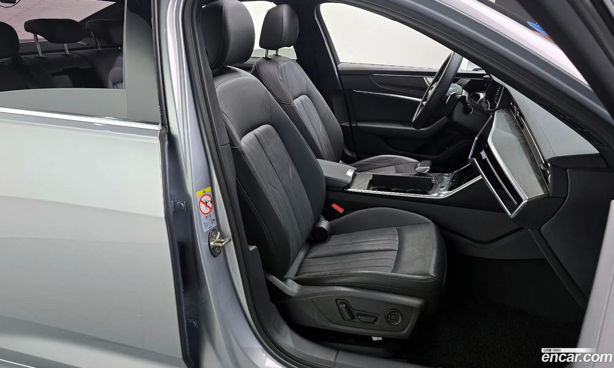 Audi A6 2021 WAUZZZF2XMN101496 — 28