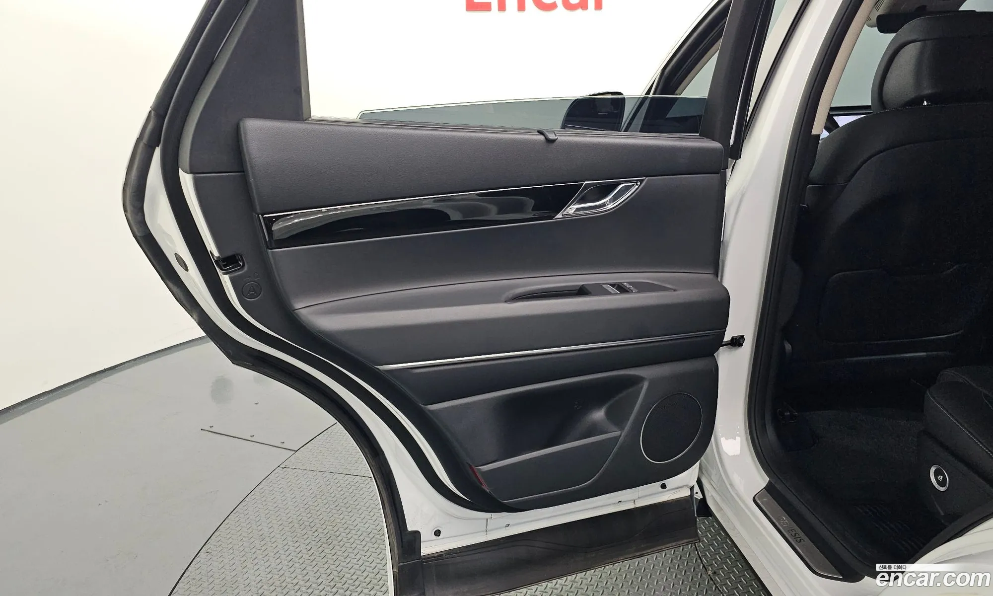 Genesis GV80 2024 — 27