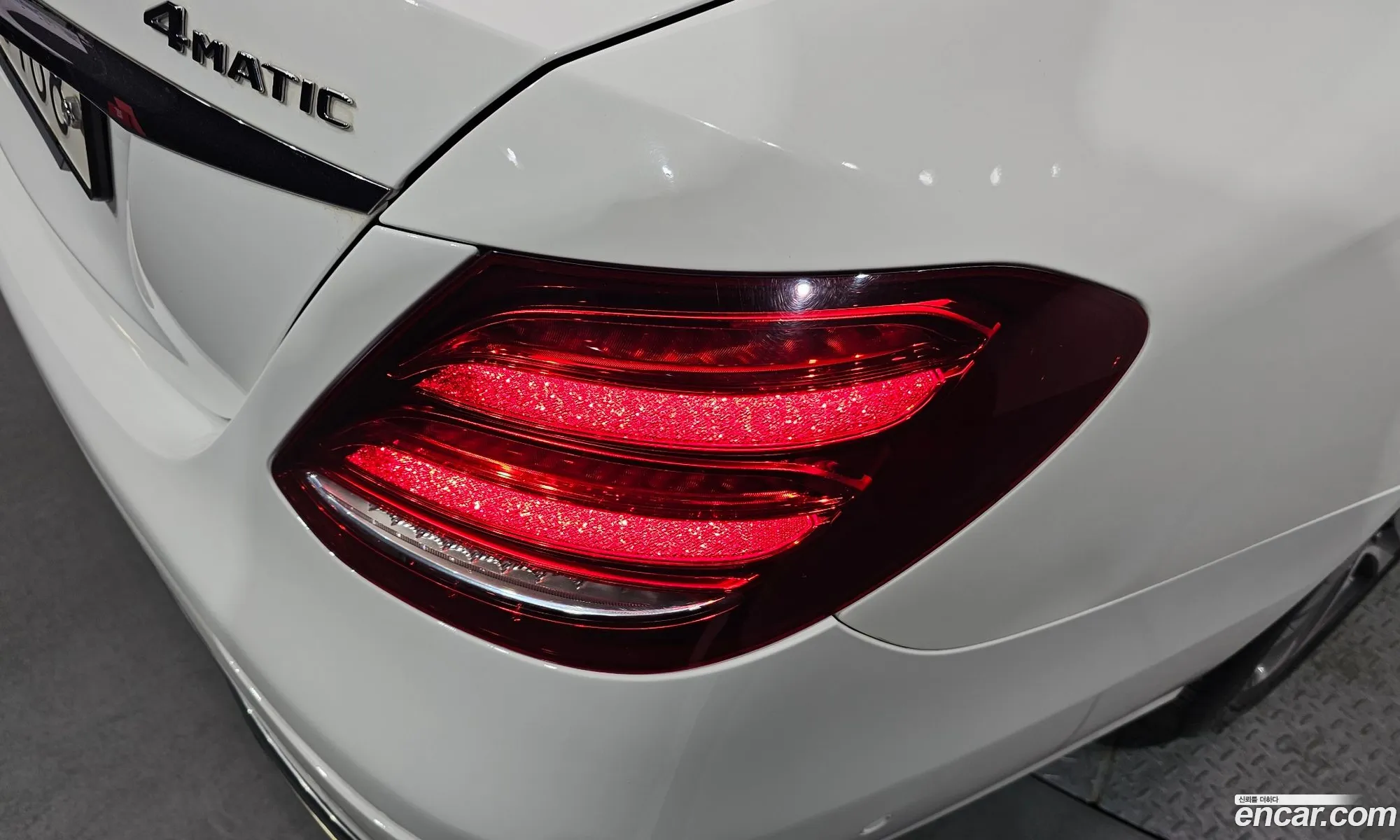Mercedes-Benz E-Class W213 2017 WDDZF4KB6HA276514 — 15