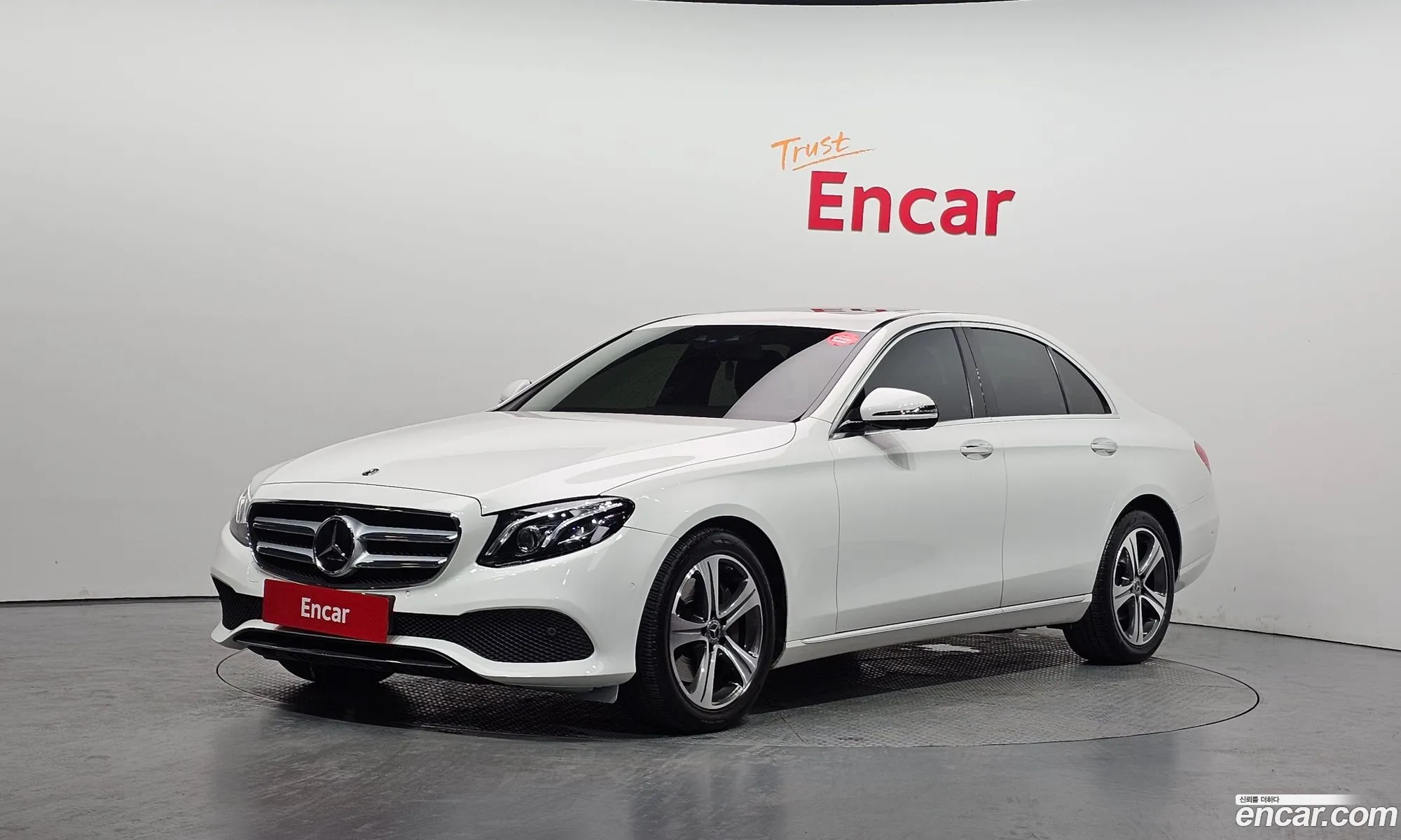 Mercedes-Benz E-Class W213 2017 WDDZF4KB6HA276514 — 25