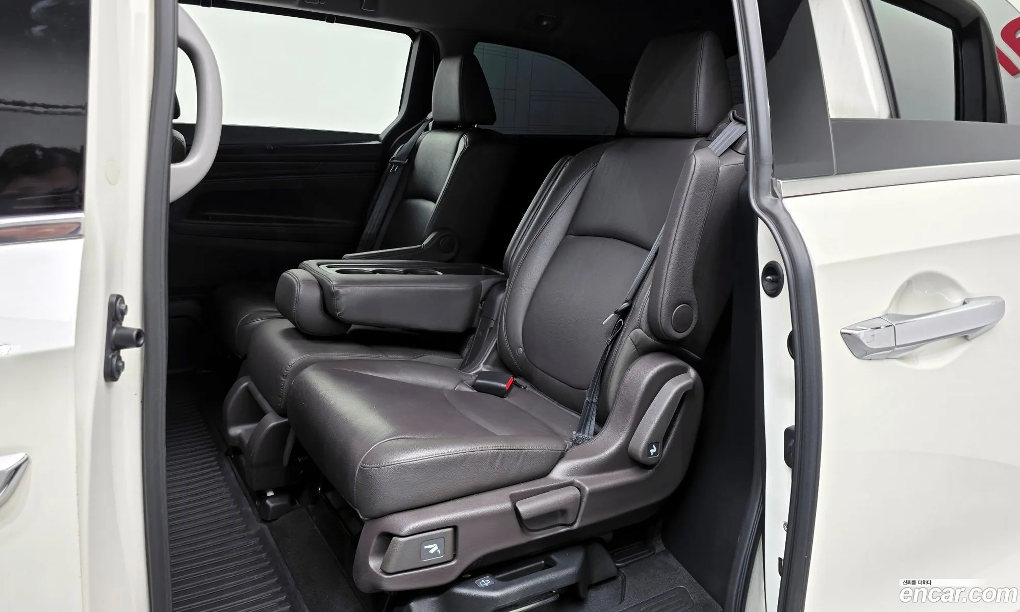 Honda Odyssey 2018 5KBRL6880KB600247 — 12