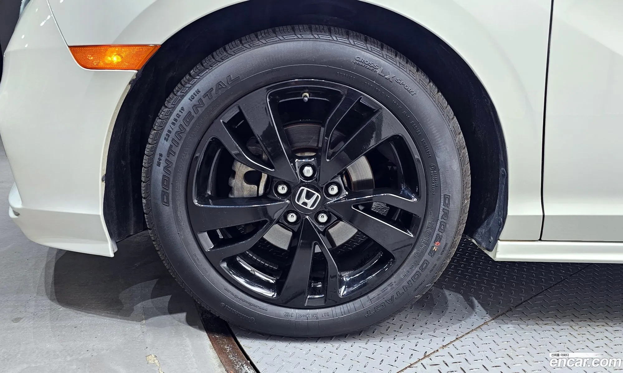 Honda Odyssey 2018 5KBRL6880KB600247 — 14
