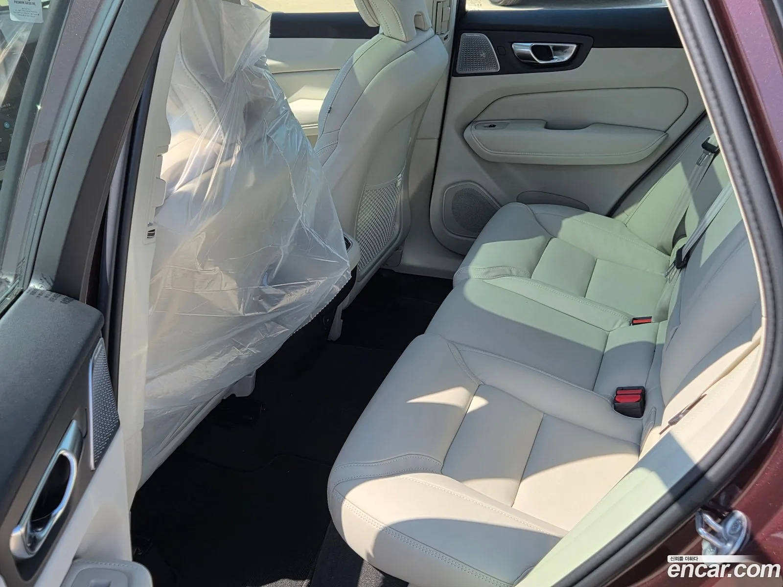 Volvo XC60 2026 — 10
