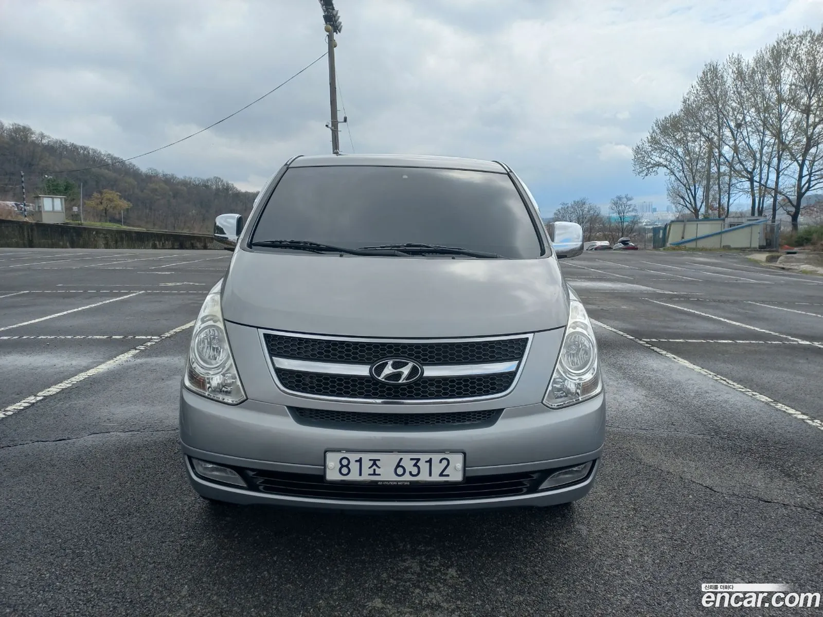 Hyundai Grand Starex 2010 — 12