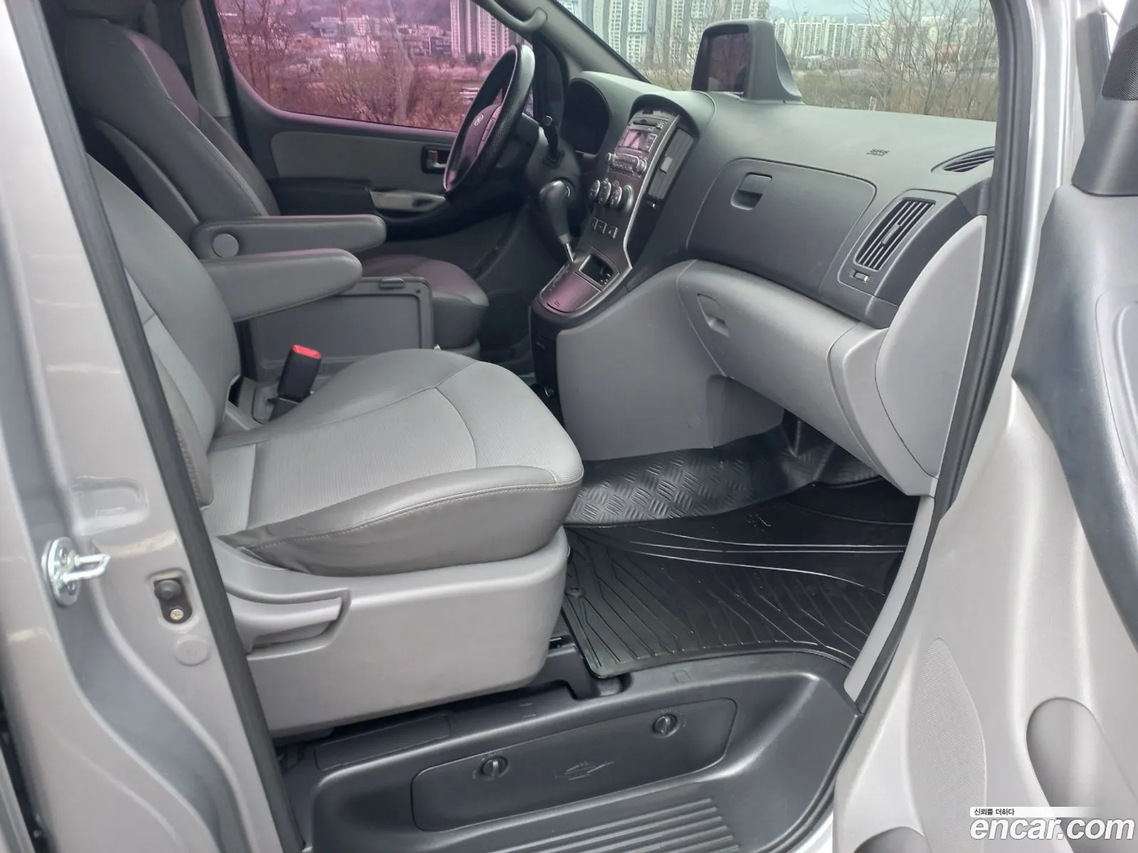 Hyundai Grand Starex 2010 — 6