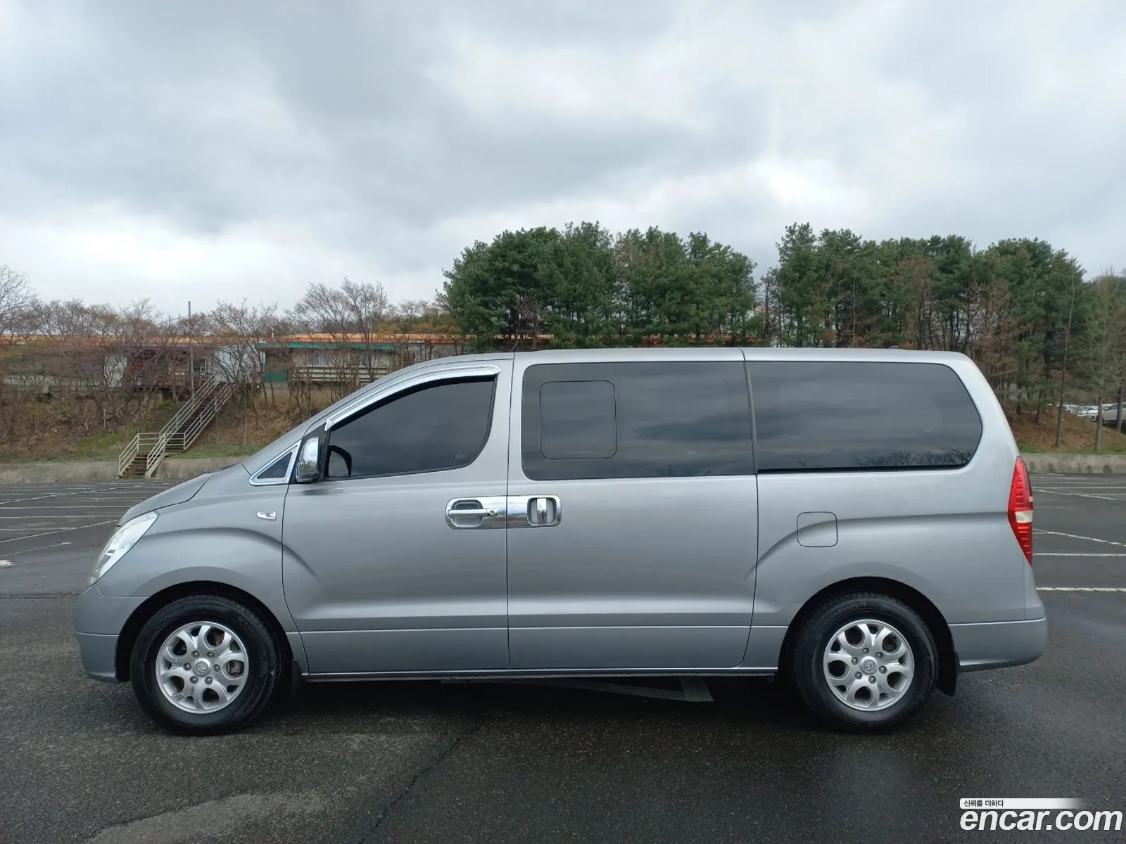 Hyundai Grand Starex 2010 — 15