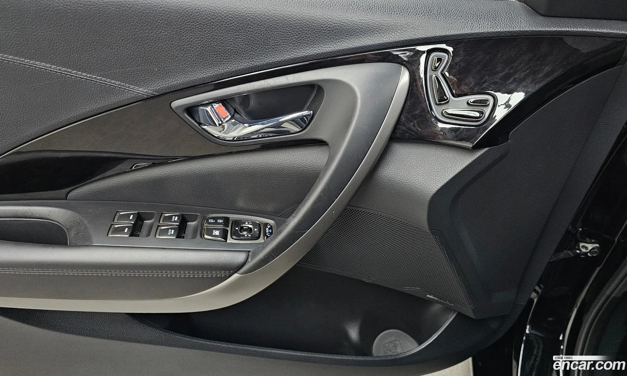Hyundai Grandeur HG 2011 — 19