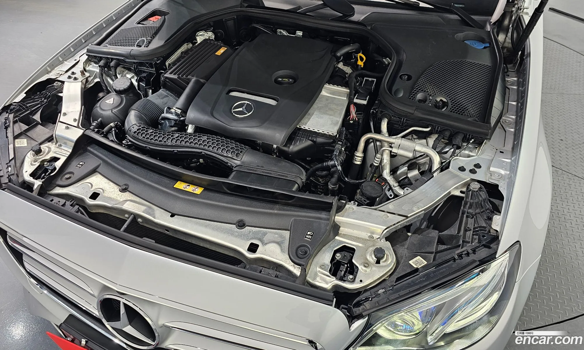 Mercedes-Benz E-Class W213 2017 WDDZF4KB3HA248783 — 3