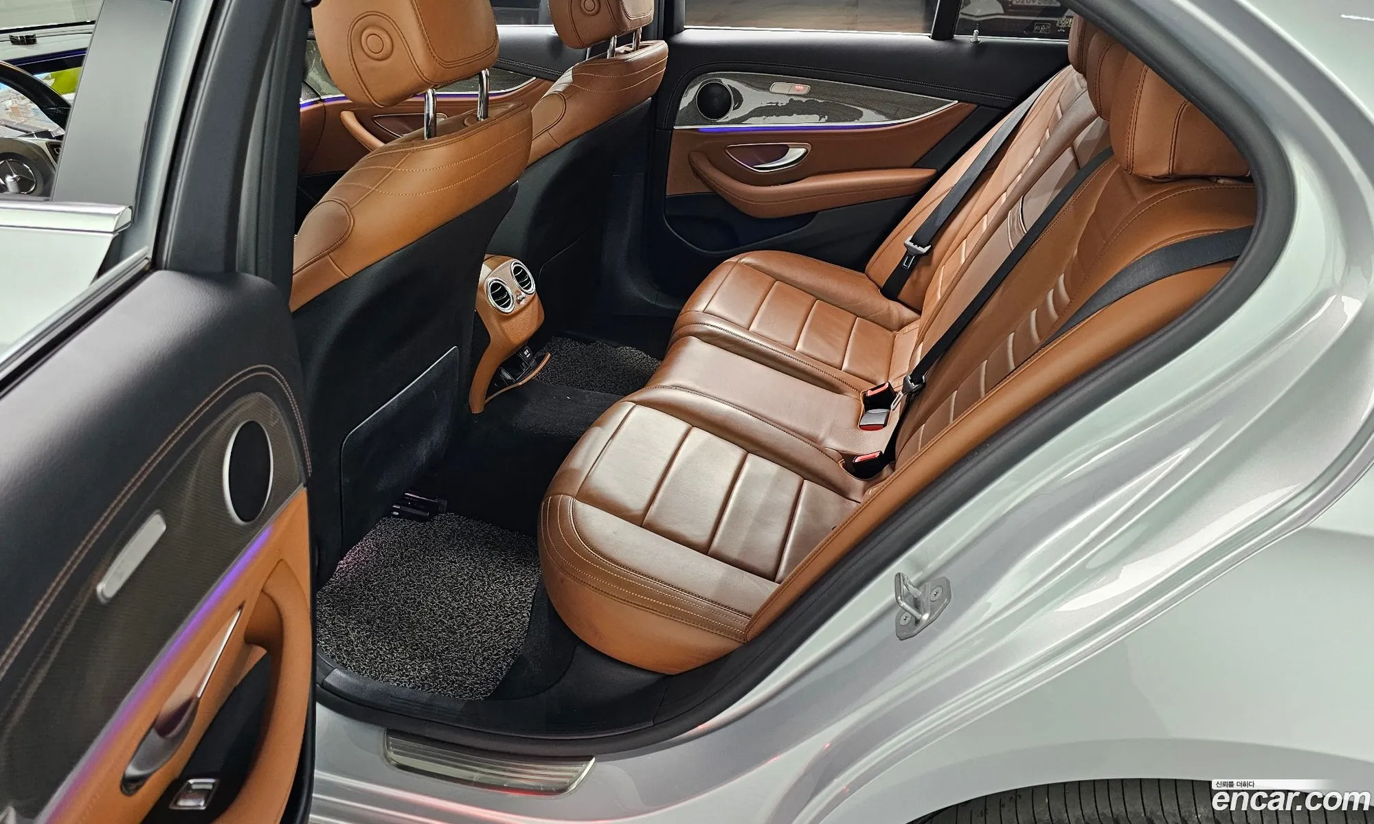 Mercedes-Benz E-Class W213 2017 WDDZF4KB3HA248783 — 16