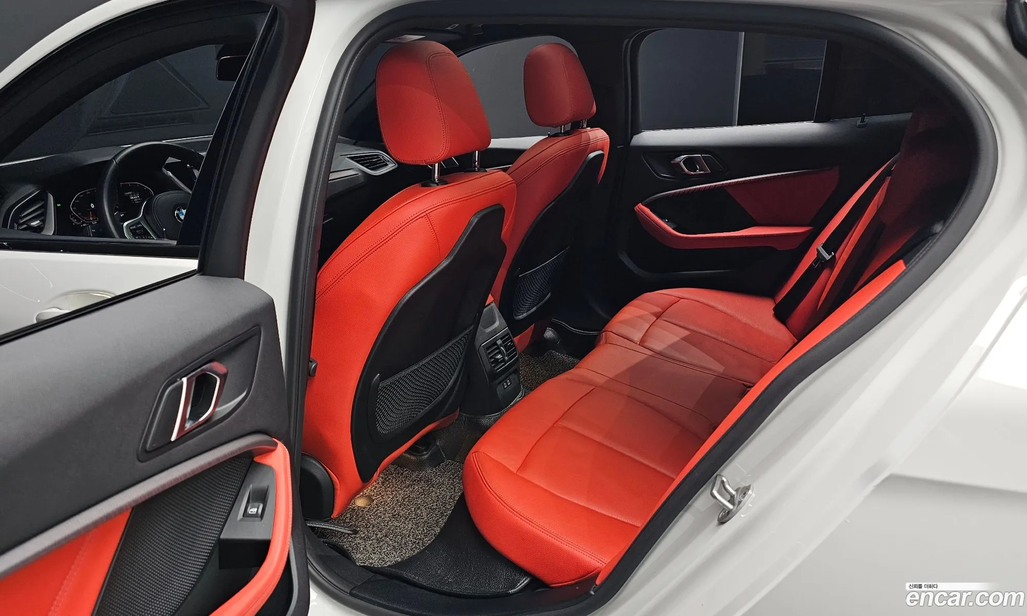 BMW 1 Series 2022 — 24