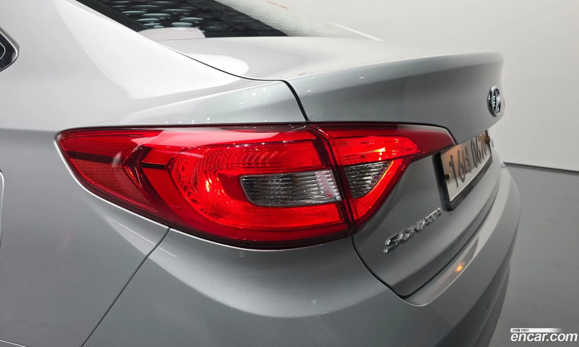 Hyundai LF Sonata 2016 — 8