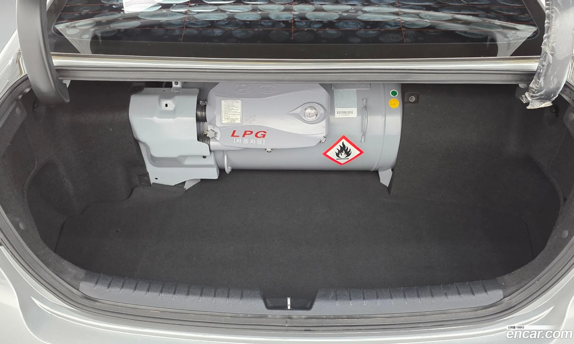 Hyundai LF Sonata 2016 — 2
