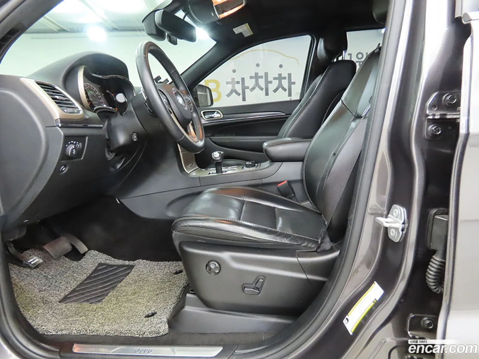 Jeep Grand Cherokee 2015 — 19