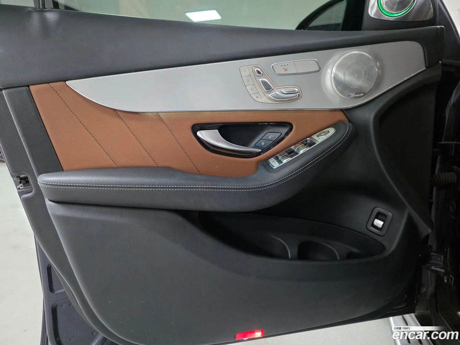 Mercedes-Benz GLC-Class X253 2020 — 19